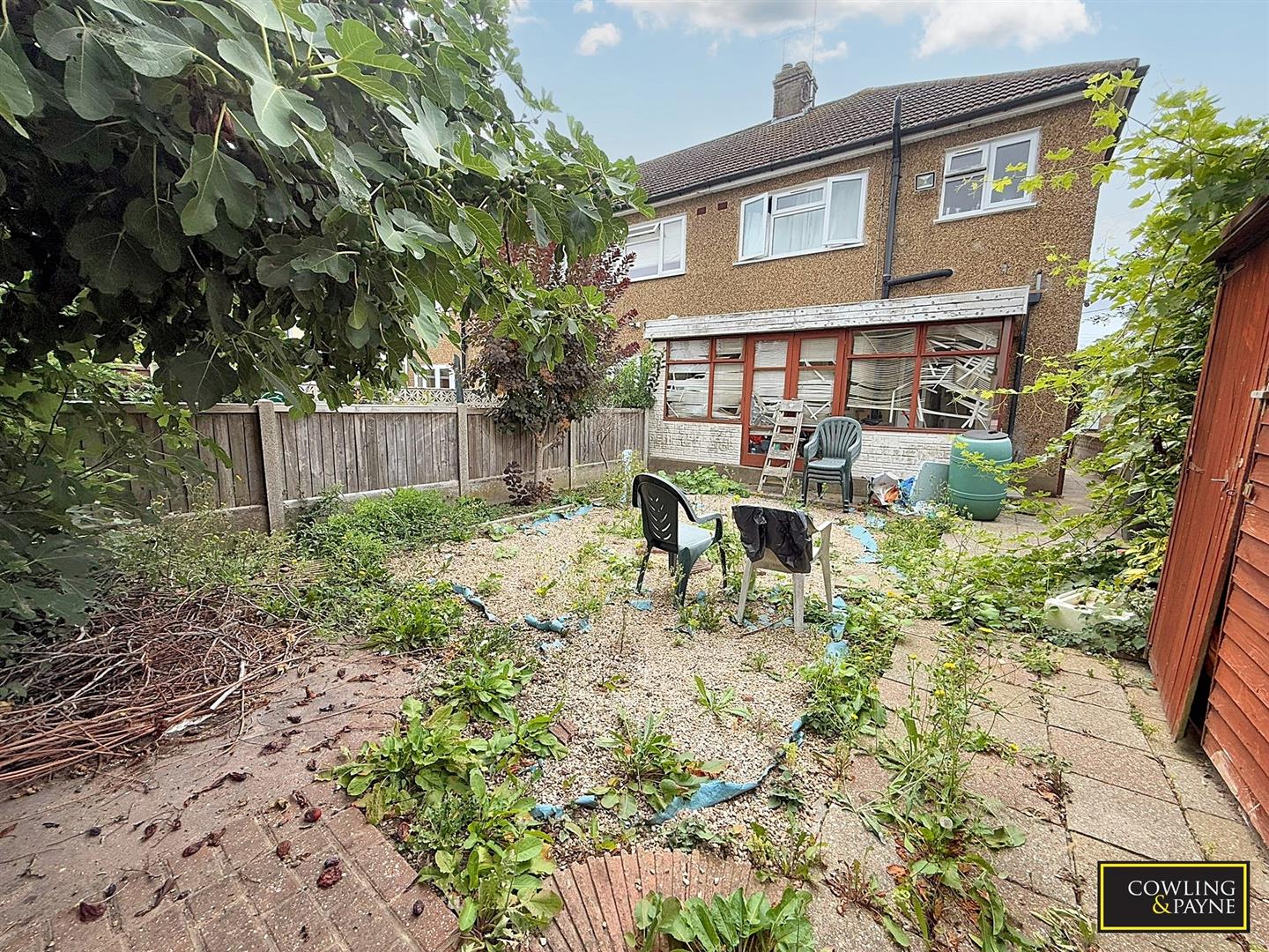 Bruce Grove, Wickford